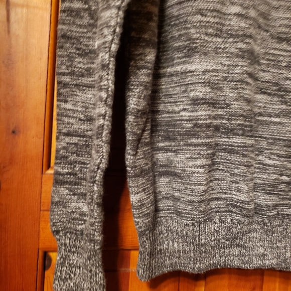 ❤3/$50❤Nice, Springfield Gray Sweater - Picture 2 of 6